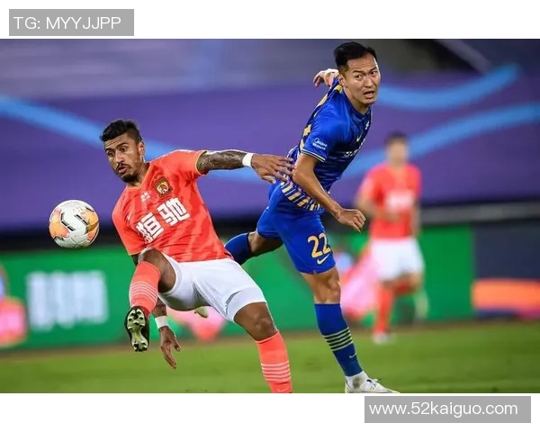 2009年江苏苏宁与广州恒大激战回顾历史性对决的精彩瞬间与战术分析