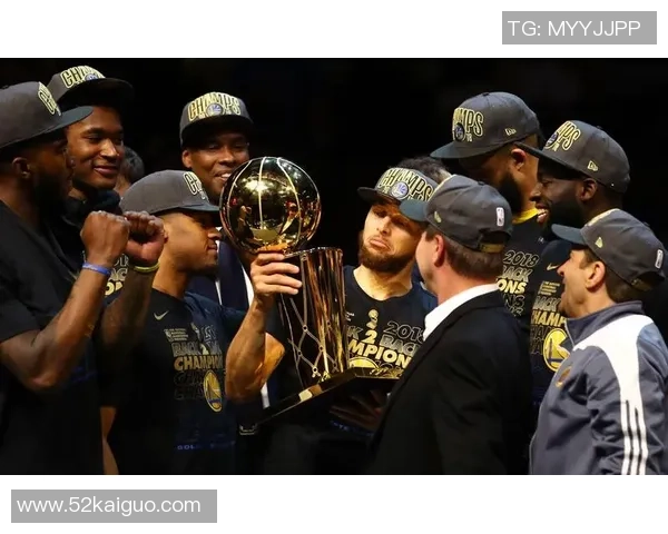 2018年NBA总决赛骑士与勇士第四场精彩对决回顾与分析